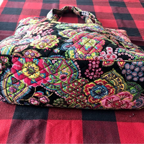 Vera Bradley Pleated Tote Retired Vibrant Pattern “Symphony in Hue” - Picture 5 of 14